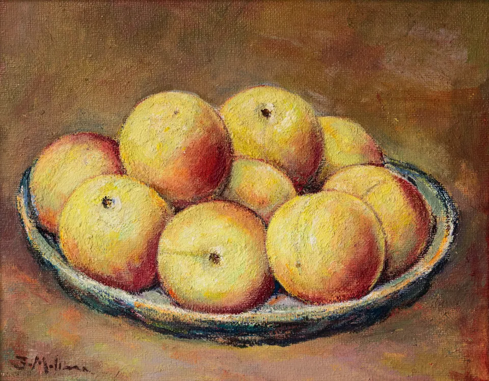 Fuente de fruta amarilla