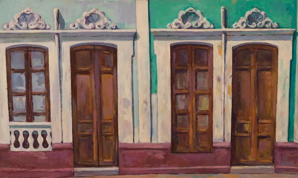 Fachada de puertas de madera